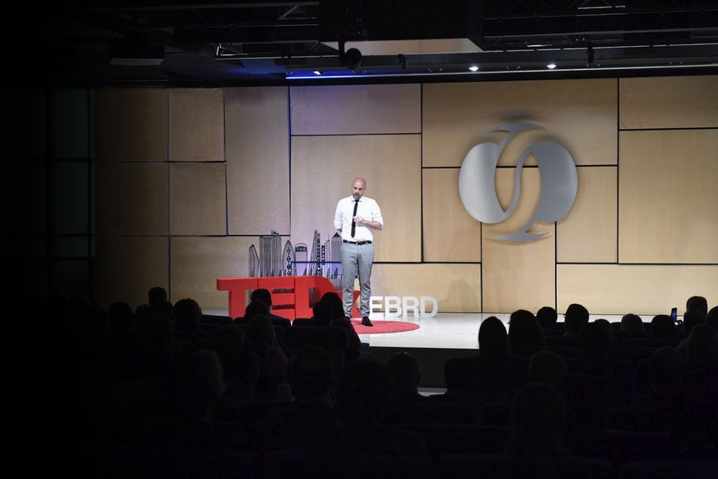 TedX_Henrik von Scheel